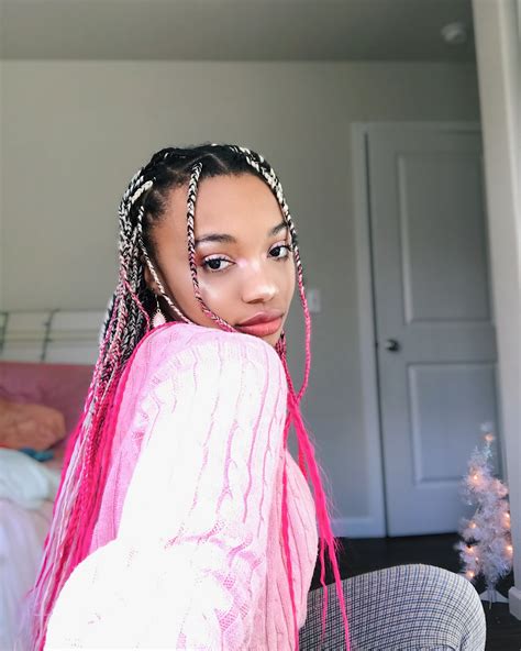 ESSENCE WARREN (@essytkd) • Instagram photos and videos