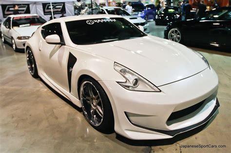 Custom Nissan 370Z with Amuse Vestito body kit and Venaci wheels One Drive, Car Goals, Auto News ...