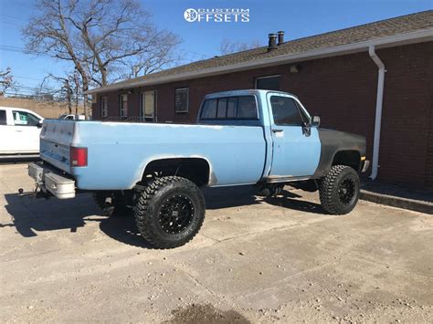 1986 Chevrolet K20 With 17x9 12 Xd Xd820 And 35125r17 Kanati Mud Hog