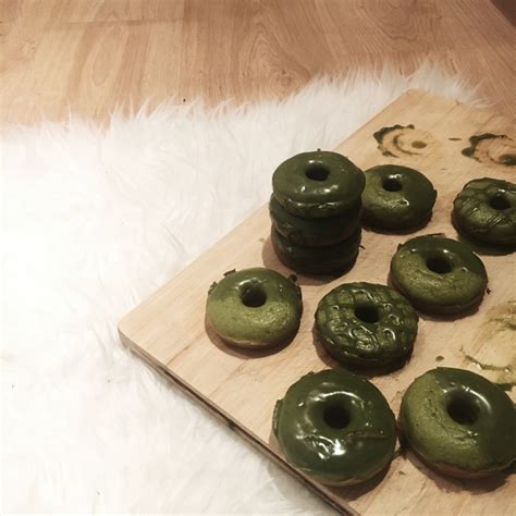 Matcha Donuts in Matcha Glaze – The Sh-Bang