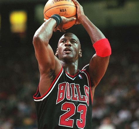 'The Last Dance' Redux: Michael Jordan Got Help But Bulls Still Lost to ...