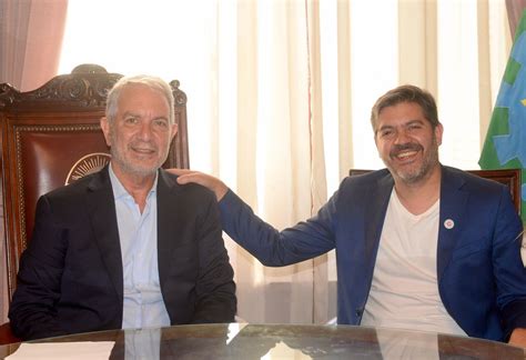 Julio Alak Se Reuni Con Carlos Bianco Tras Asumir Como Intendente De