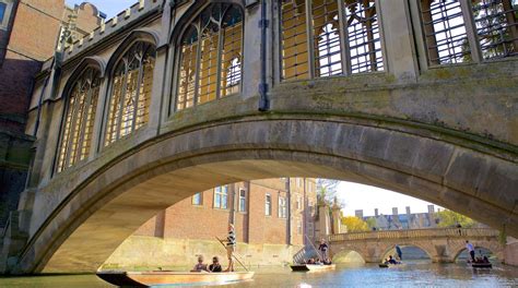 Bridge of Sighs in Cambridge City Centre | Expedia.co.uk