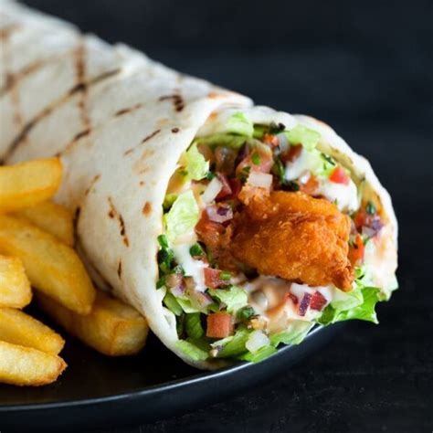 Crispy Chicken Wrap Chicken Wraps Ribs And Burgers