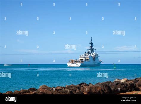 Sand Island Ha July 12 2022 Legend Class Cutter Uscgc Midgett Wmsl 757 Departs Sand