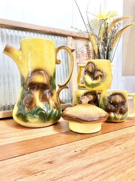 Vintage Retro Arnels Merry Mushroom Set Of 4 Ceramic Coffee Etsy