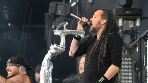 Korn Brings Out Amy Lee To Perform 'Freak On A Leash' | ROCK 95.5 | Marris