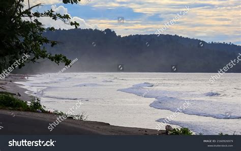 Amban Beach Manokwari Tourist Attraction That Stock Photo 2160926979 | Shutterstock