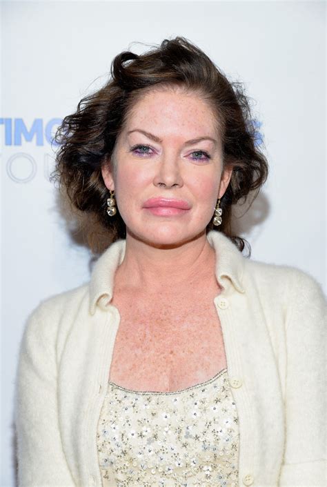 Lara Flynn Boyle 2022 Face