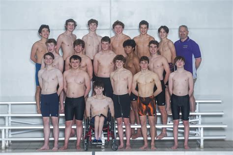 Boys Swim & Dive