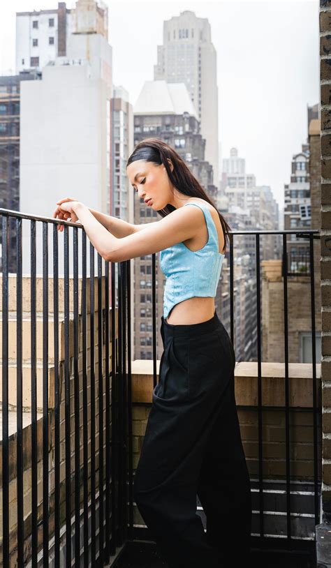 Petite Woman Photos, Download The BEST Free Petite Woman Stock Photos