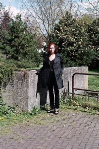 Naked Girls In Public Places Outdoor Exhibitionism Page