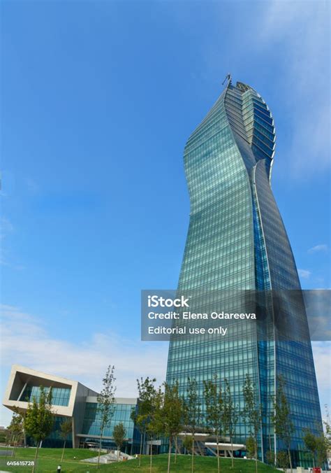 Socar Tower In Baku Azerbaijan Stock Photo - Download Image Now - Tower ...