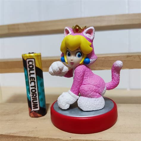 Amiibo Nintendo Princess Peach Cat Costume Super Mario, Hobbies & Toys, Toys & Games on Carousell