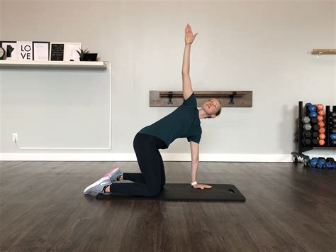 Tabletop Thoracic Spine Twists — Fifty 5 Fitness