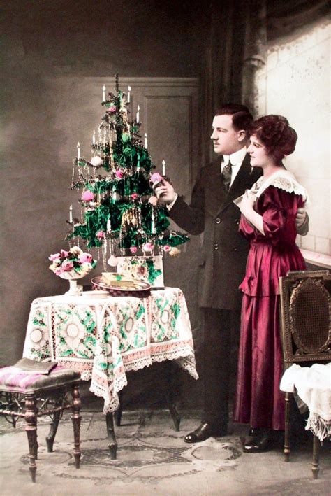 A Brief History of Christmas Tree Design