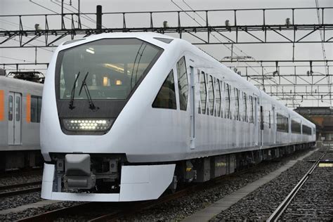 Tobu Railway Launches Spacia X Emu Fleet News Railway Gazette