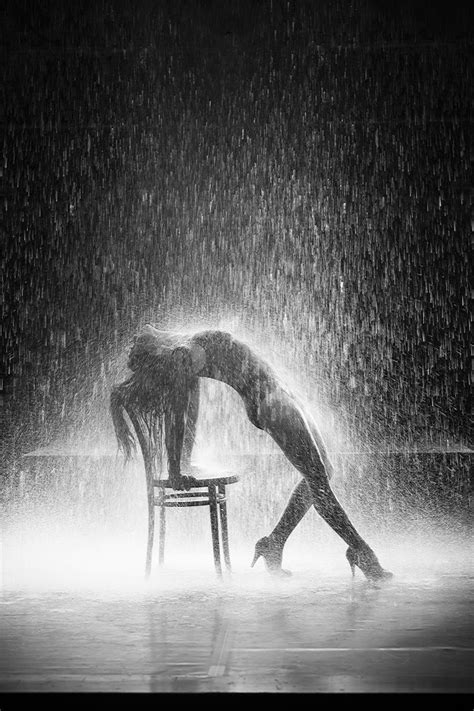 Flashdance Water Pour - Tigz Rice