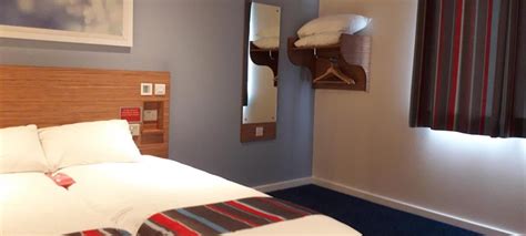 Travelodge Swindon West - Hotel with Disabled Access - Swindon - Euan's ...