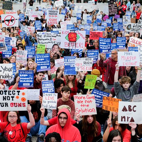 Cgtn On Twitter Hundreds Of Protesters Marched In Tennessees State