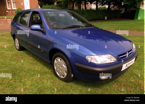 Blue Citroen Xsara Estate 1998 Stock Photo Alamy