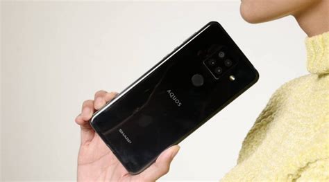 Mengenal Kelebihan Dan Kekurangan Sharp Aquos Sense Plus