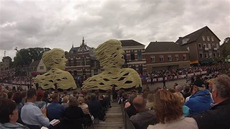 Bloemencorso Zundert De Doorkomst Buurtschap T Kapelleke