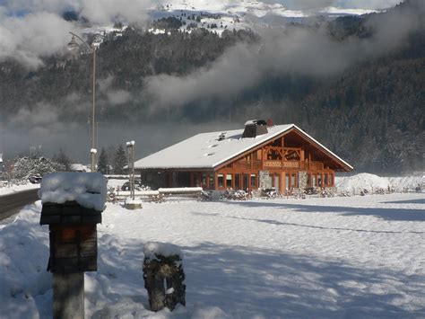 Chalet Claud, ski chalet apartment, Samoens, Grand Massif, France