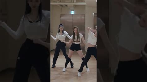 AESPA Black Mamba Dance Practice Giselle Focus MIRRORED YouTube