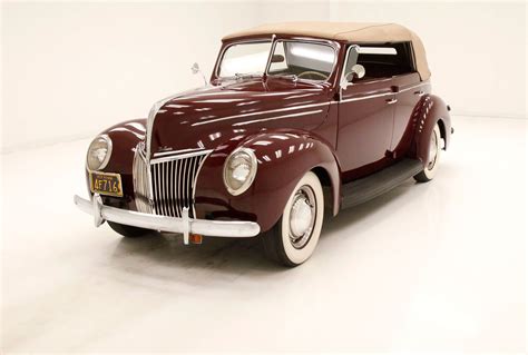 1939 Ford Deluxe Classic Auto Mall