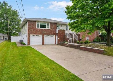 Moonachie, NJ Real Estate - Moonachie Homes for Sale | Redfin Realtors ...