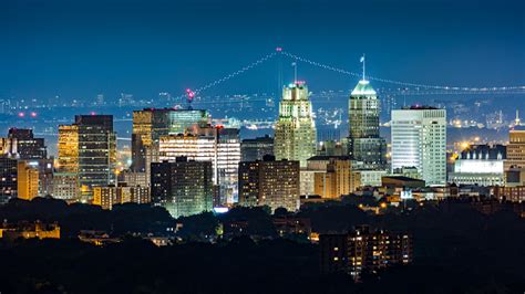 Newark New Jersey Skyline Stock Photo - Download Image Now - iStock