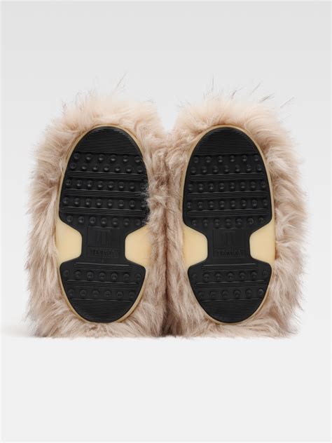 The Jacquemus Yeti Moon Boot Shoes Jacquemus Uae Official Website