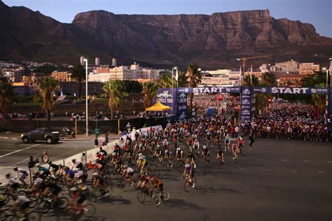 WATCH All Female Team From Township Completes Cape Town Cycle Tour