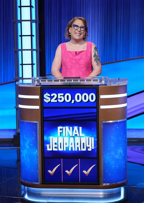 Amy Schneider wins 'Jeopardy!' Tournament of Champions - ABC News