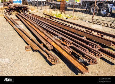 Rostige Eisenbahnschienen Fotos Und Bildmaterial In Hoher Aufl Sung