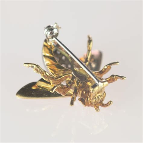 Intini Jewels 063 Diamond Mosquito Bee 18 Karat Gold Diamond Pin