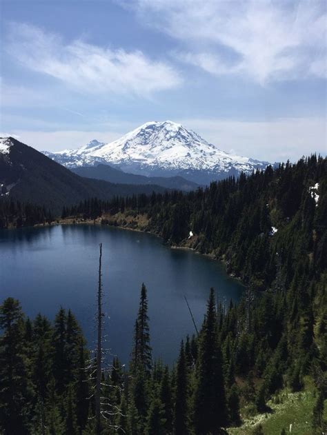 Summit Lake With Mt Rainier Summit Lake The Great Outdoors Natural