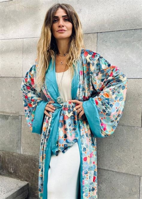 11 Stylish Ways To Wear Kimonos During Ramadan