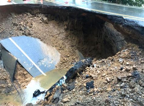 1 Injured After Cars Crash Into Gaping Hole On Washed Out Oregon