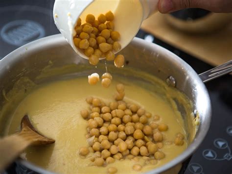 Pasta With Vegan Chickpea Sauce Recipe