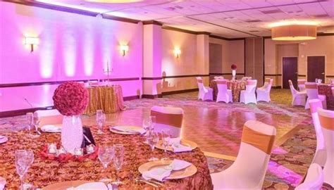 Holiday Inn National Airport/Crystal City - Arlington, VA - Wedding Venue