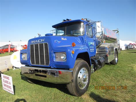 Nice looking blue Mack R Model oil truck | Mack trucks, Trucks, Mack