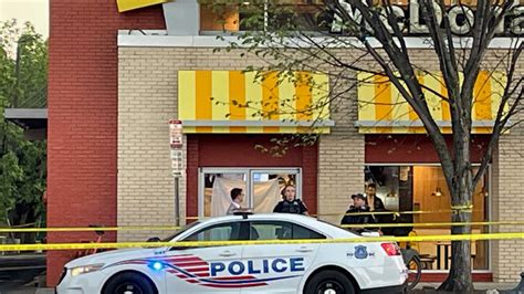 Man Shot Killed Inside Northeast Dc Mcdonalds Police Looking For Shooter