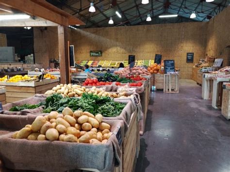 A Saturday-Morning Visit to a French Farmers’ Market