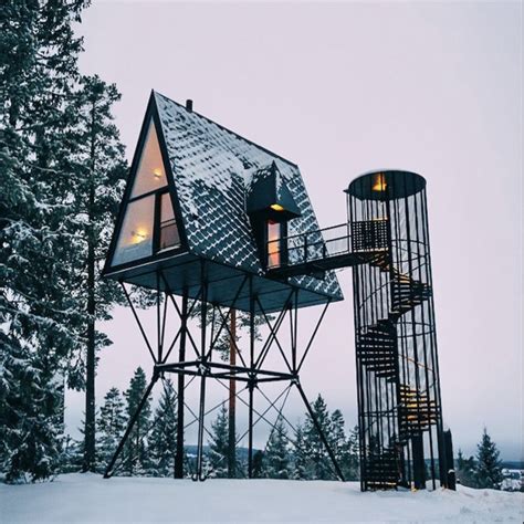 Treehouse Holidays in Norway – LITTLE SCANDINAVIAN