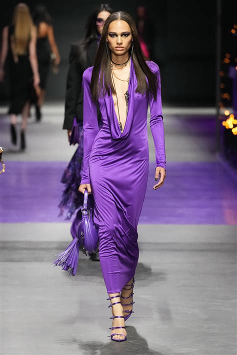 Milano Fashion Week 2024 Versace 2024 Fayre Jenilee