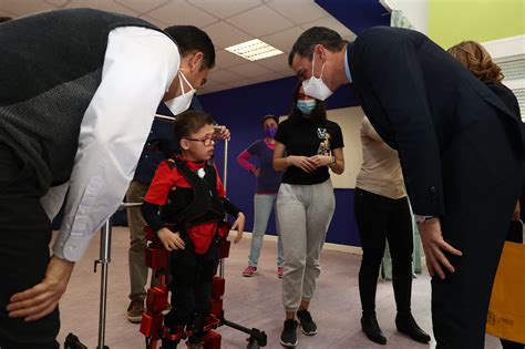 Torrelodones Vuelta Al Cole De Jorge Con El Primer Exoesqueleto