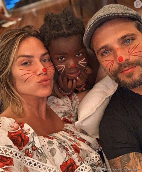 Caçula de Bruno Gagliasso e Giovanna Ewbank Bless formou uma nova