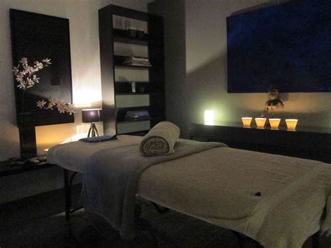 An Exclusive Couples Massage In The Blue Tree Massage Studio In St